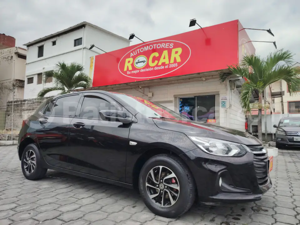 Foto 2 de Chevrolet ONIX LT TURBO