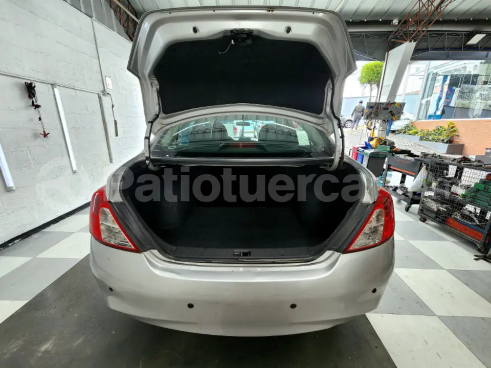 Foto 19 de Nissan Versa