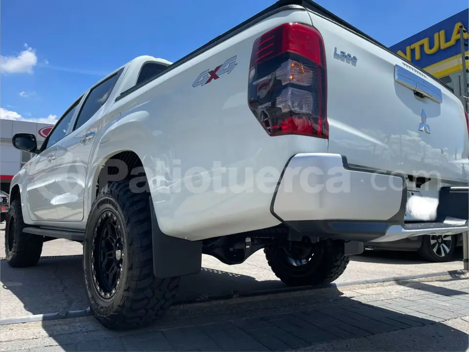 Foto 8 de Mitsubishi L200 Triton