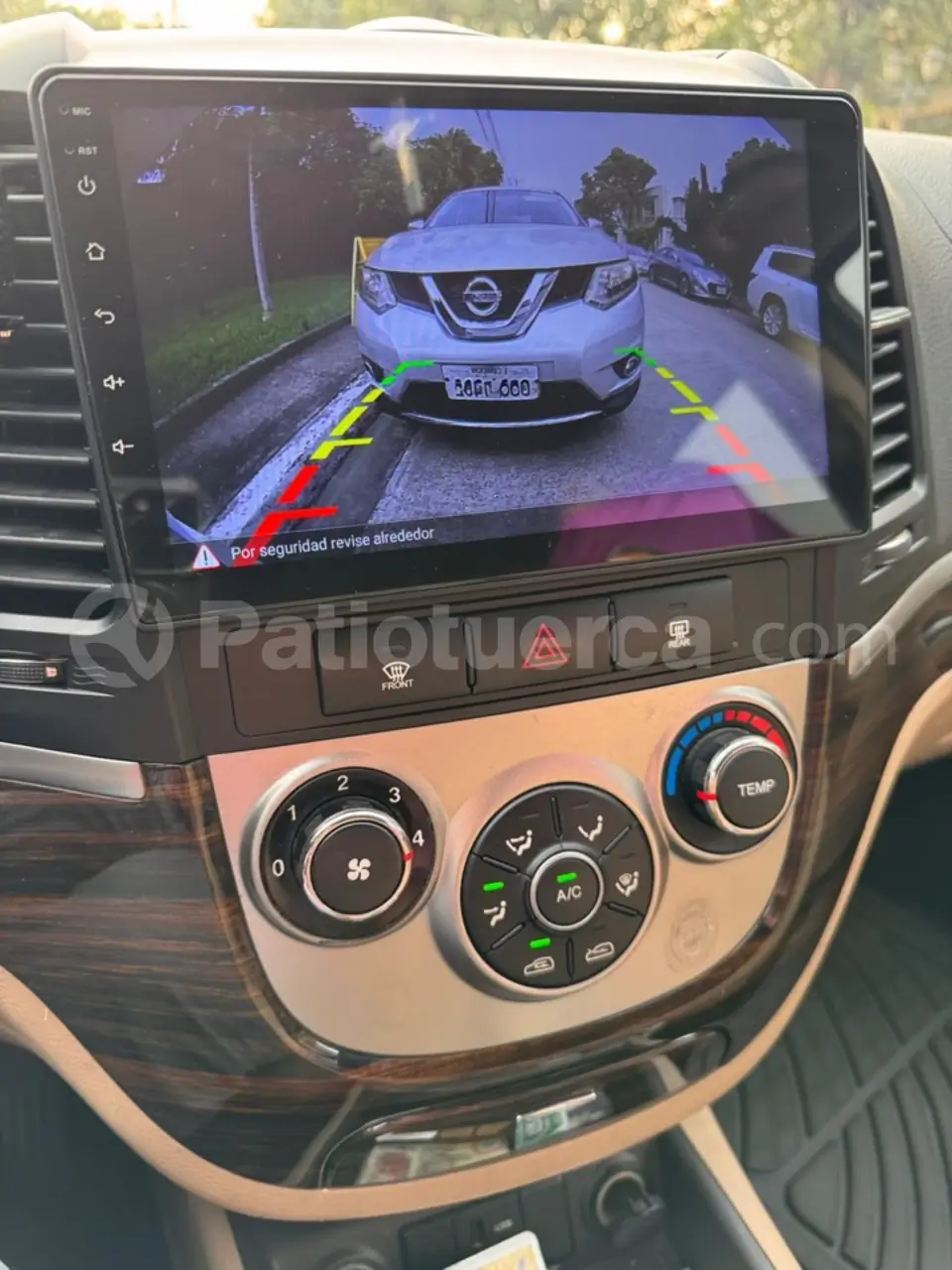 Foto 8 de Hyundai Santa Fe 4x2