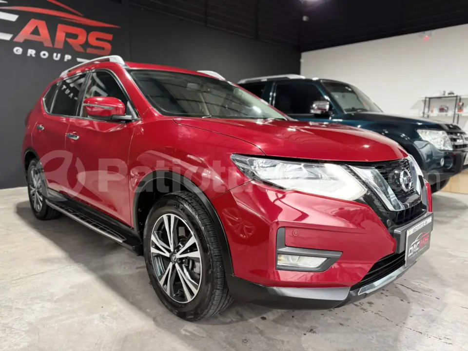 Foto 4 de Nissan xtrail  Advance