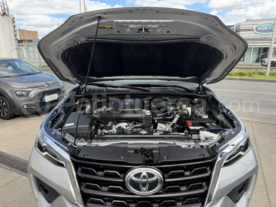 Foto 20 de Toyota Fortuner 4.0