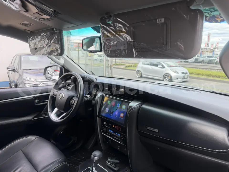 Foto 36 de Toyota Fortuner 4.0