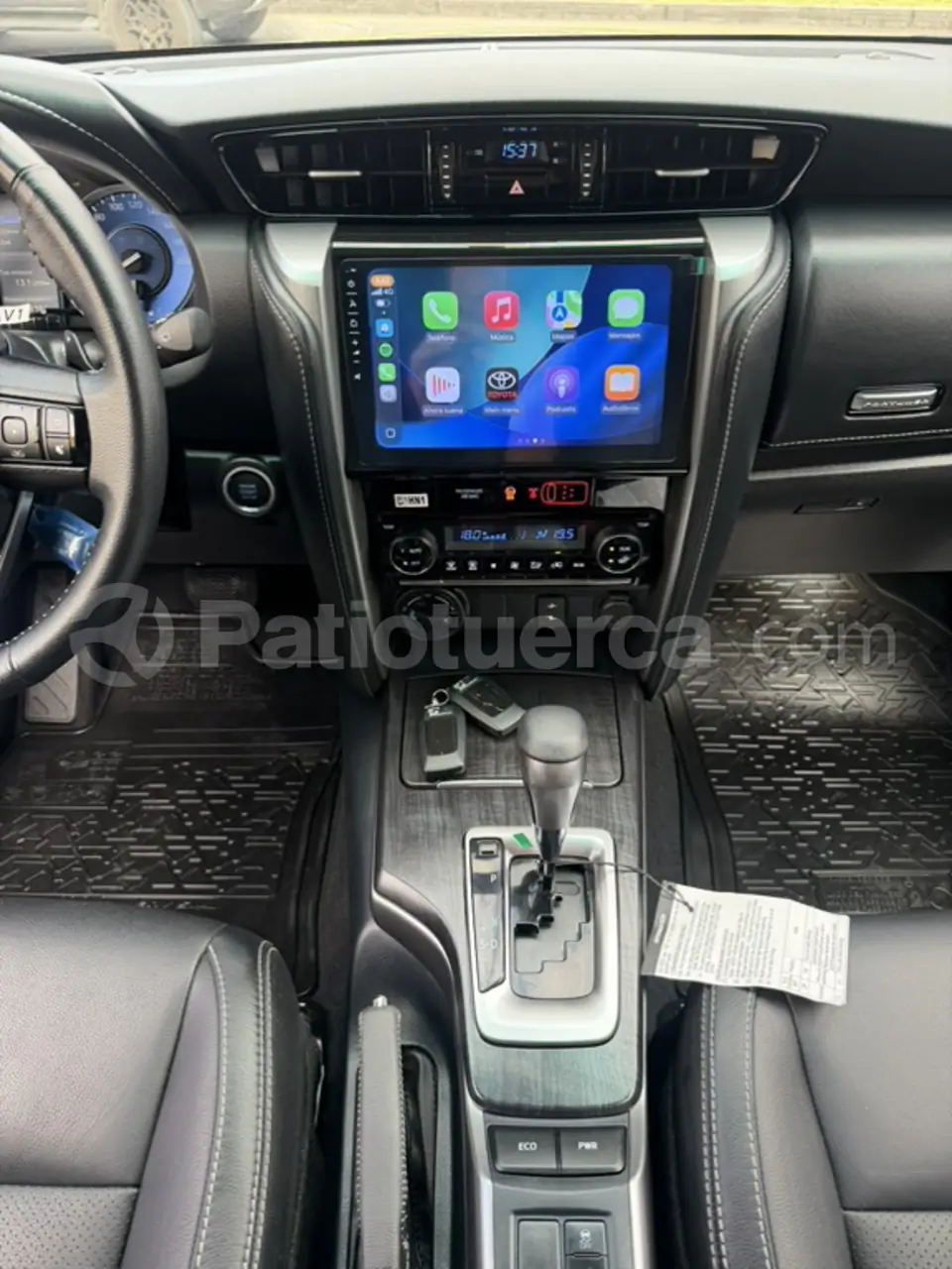 Foto 38 de Toyota Fortuner 4.0