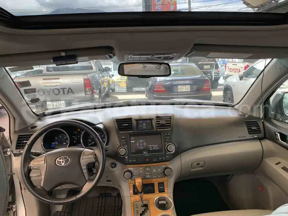 Foto 10 de Toyota Highlander Limited Hibrido