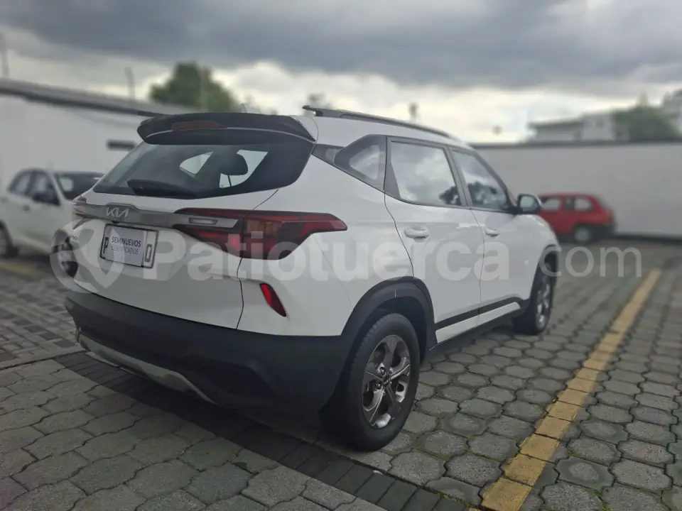 Foto 5 de Kia Seltos EX