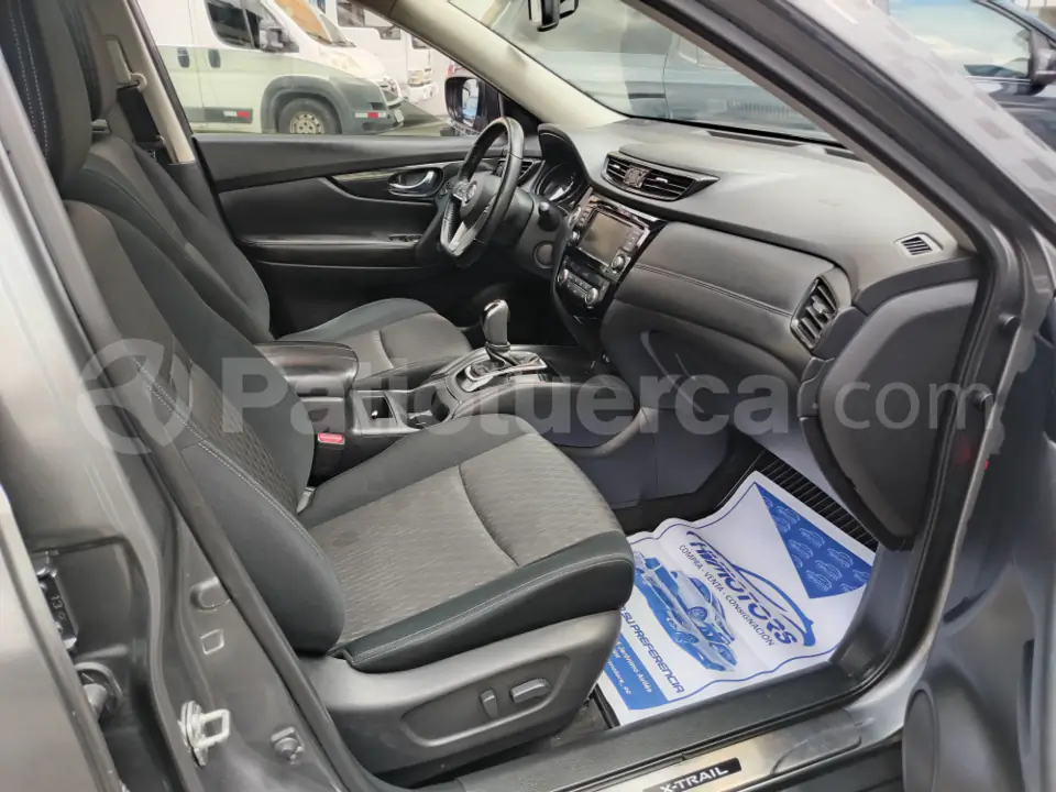 Foto 7 de Nissan xtrail  Advance