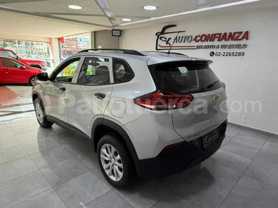 Foto 7 de Chevrolet Tracker LS Turbo