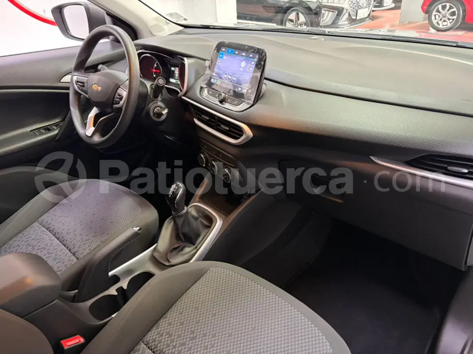 Foto 15 de Chevrolet Tracker LS Turbo