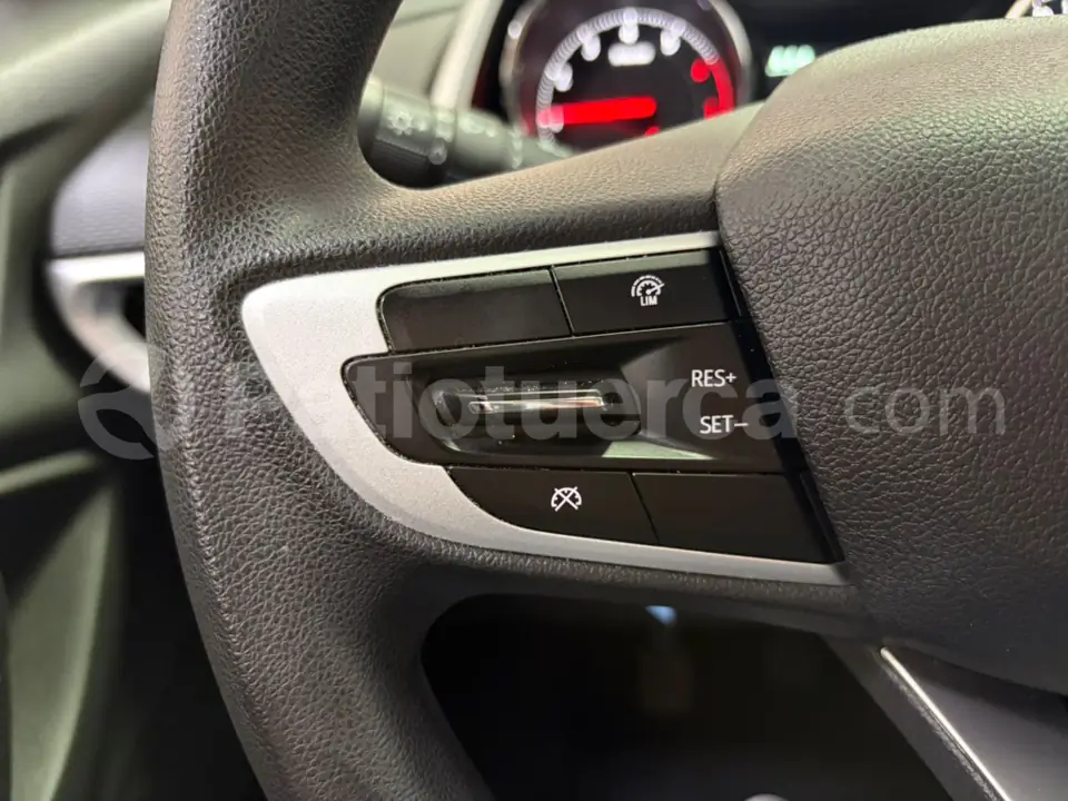 Foto 16 de Chevrolet Tracker LS Turbo