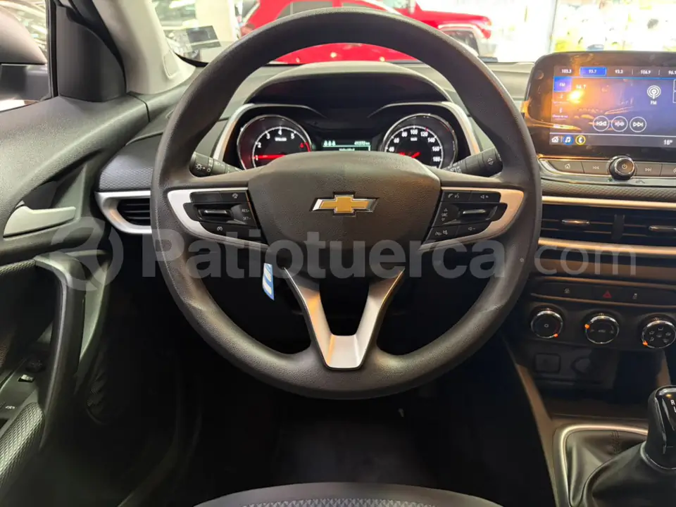 Foto 17 de Chevrolet Tracker LS Turbo