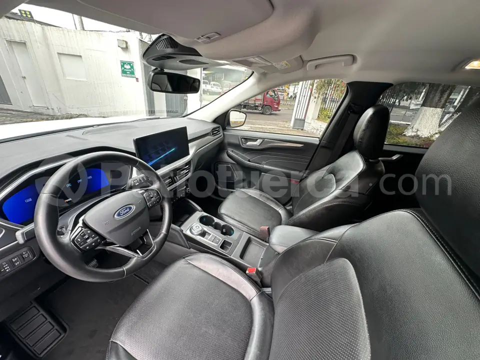 Foto 8 de Ford Escape Titanium