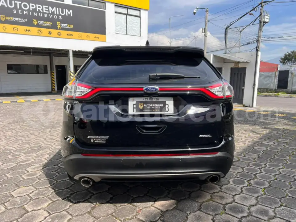 Foto 17 de Ford Edge Sel