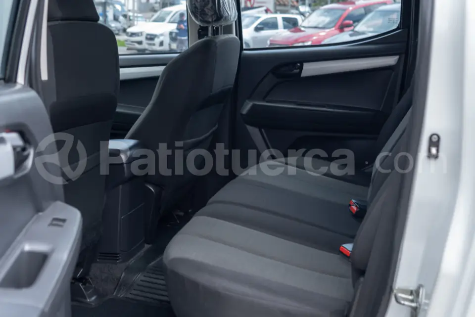 Foto 8 de Chevrolet D-MAX DOHC 2.4