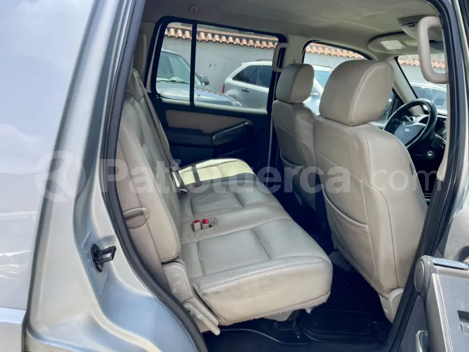 Foto 11 de Ford Explorer
