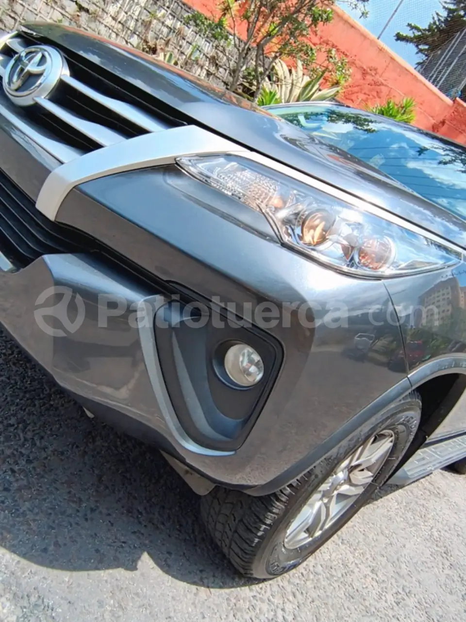 Foto 3 de Toyota Fortuner 2.7
