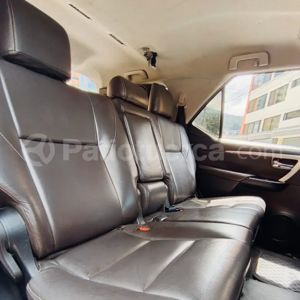 Foto 6 de Toyota Fortuner 2.7