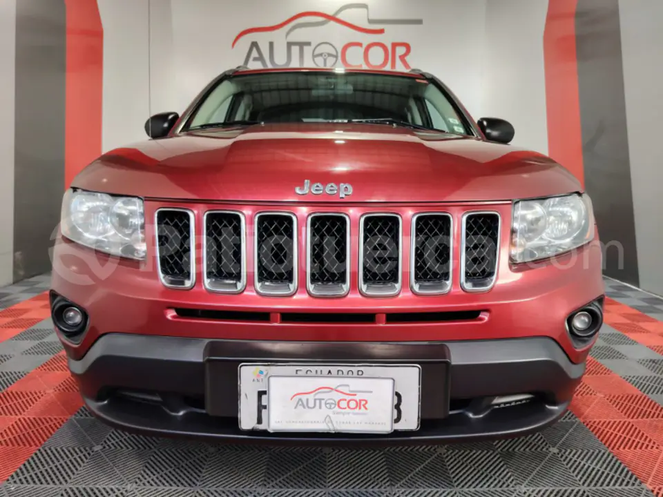 Foto 2 de Jeep Compass Sport