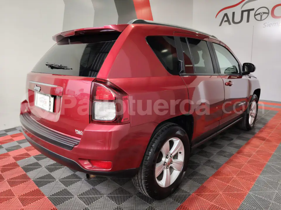 Foto 4 de Jeep Compass Sport