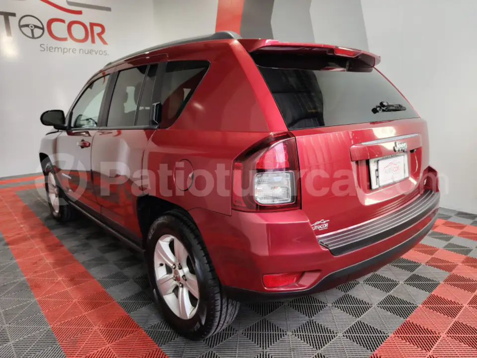 Foto 6 de Jeep Compass Sport