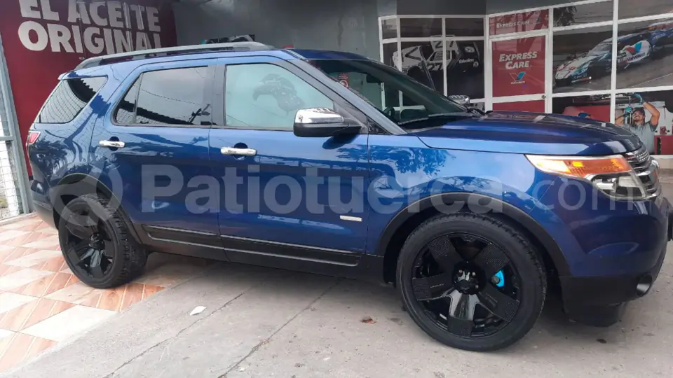 Foto 3 de Ford Explorer XLT