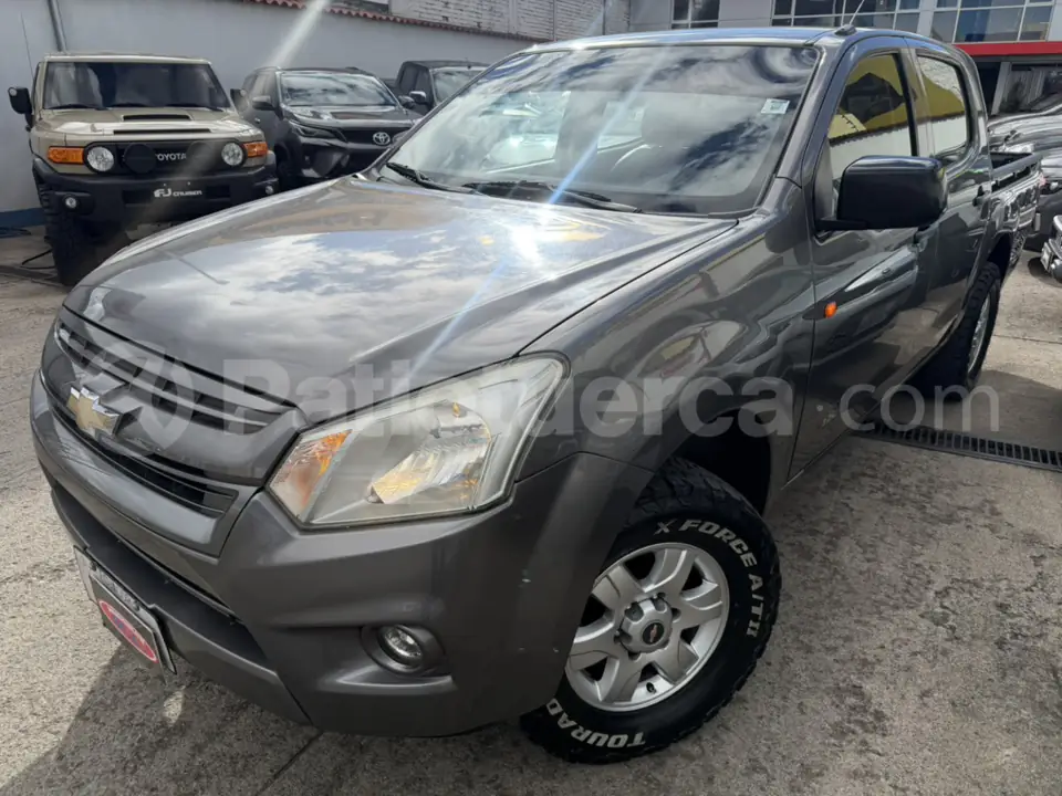 Foto 2 de Chevrolet D-MAX CRDI 3.0 4X2 AC