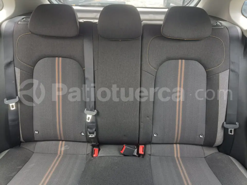 Foto 14 de Kia K3 CROSS