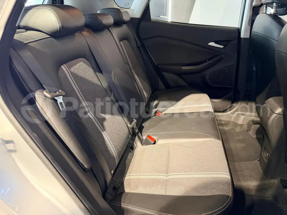 Foto 14 de Chevrolet Tracker LS Turbo