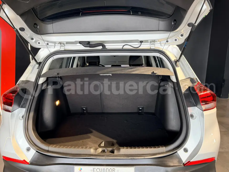 Foto 15 de Chevrolet Tracker LS Turbo