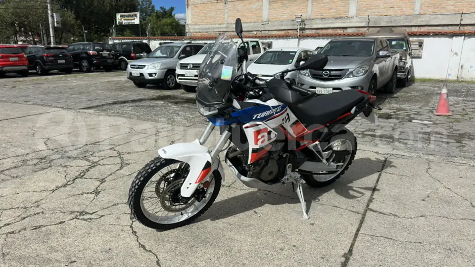 Foto 1 de Aprilia Tuareg 660