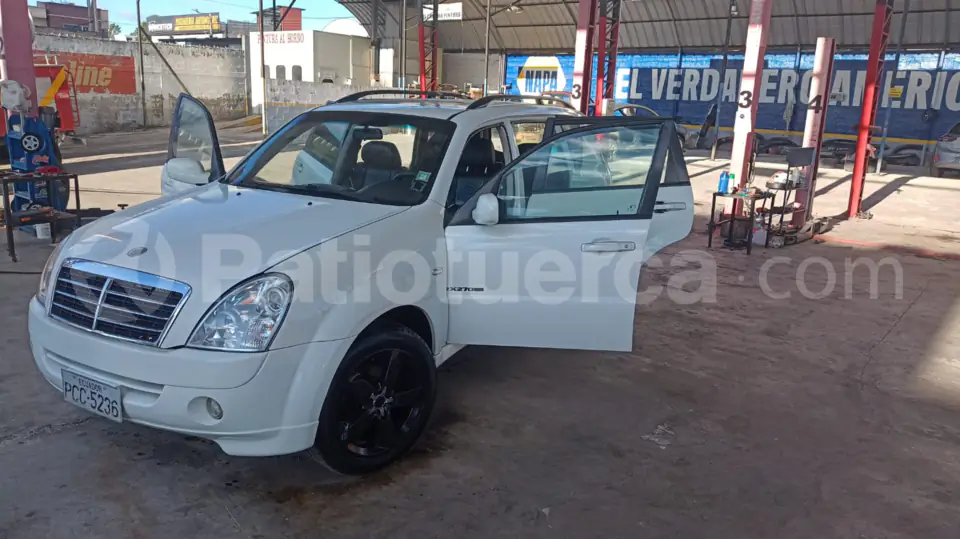 Foto 2 de Ssangyong Rexton
