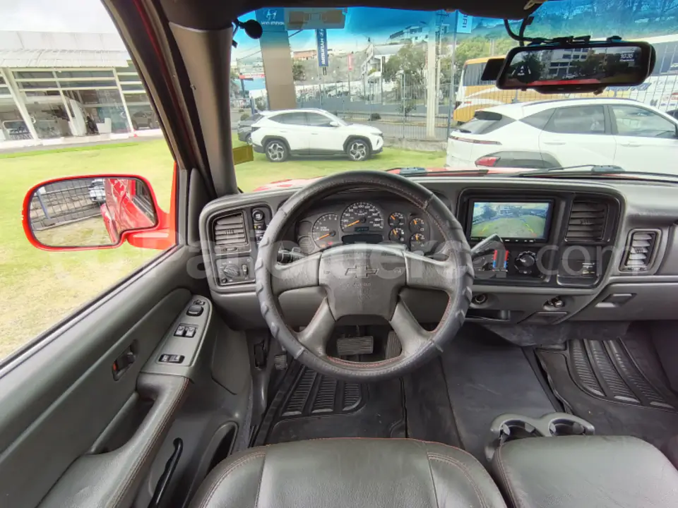 Foto 10 de Chevrolet SILVERADO LT