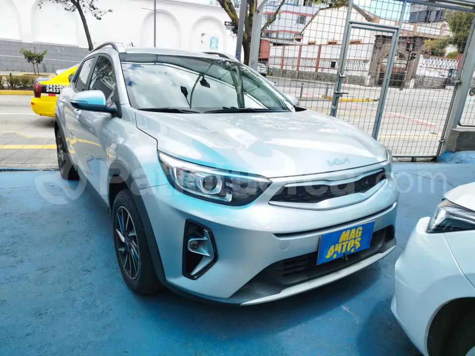 Foto 13 de Kia Stonic LX