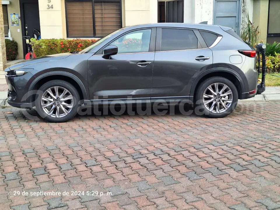 Foto 1 de Mazda CX-5 Active