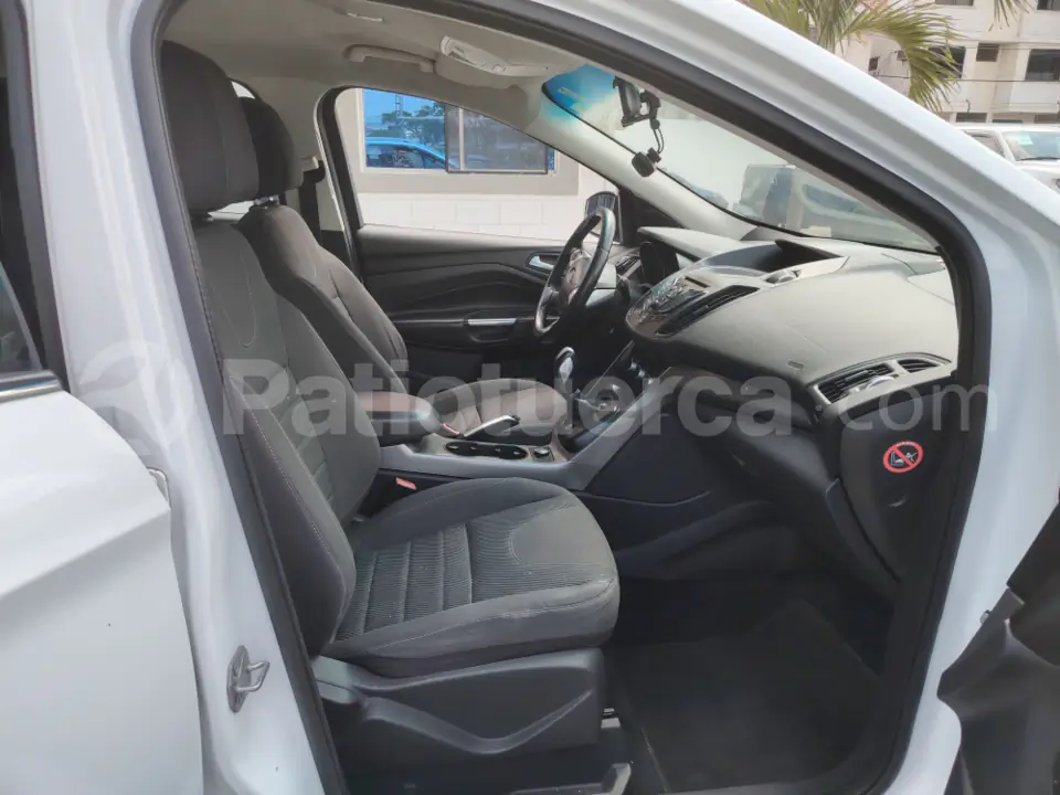 Foto 8 de Ford Escape