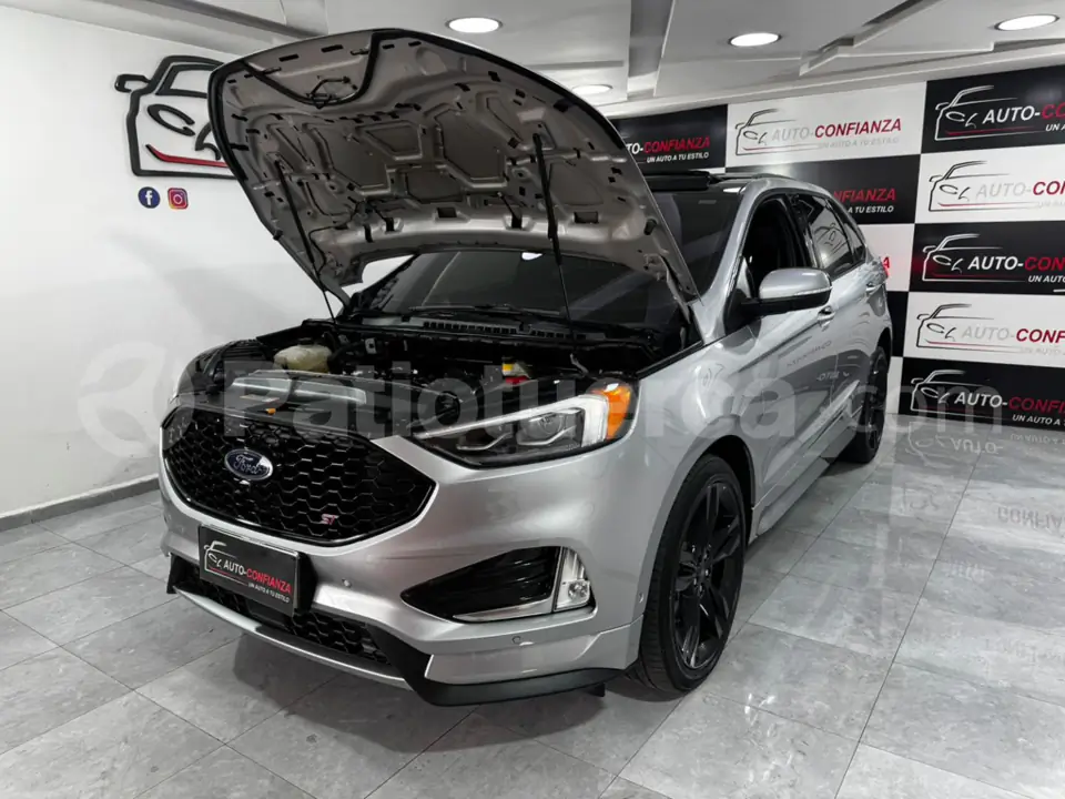 Foto 32 de Ford Edge