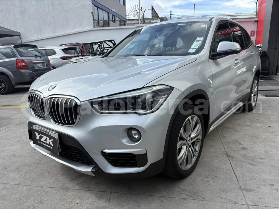 Foto 2 de BMW X1