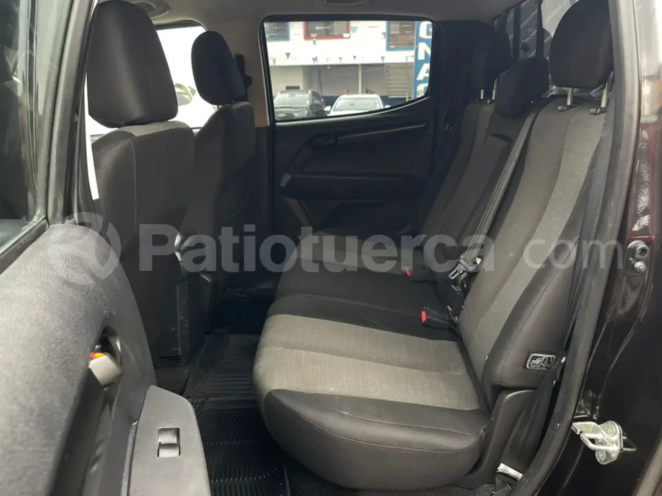 Foto 10 de Chevrolet D-MAX CRDI 2.5 CD 4X2 TM DIESEL