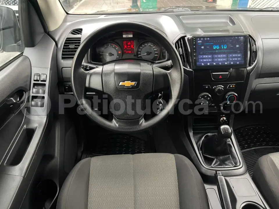 Foto 13 de Chevrolet D-MAX CRDI 2.5 CD 4X2 TM DIESEL