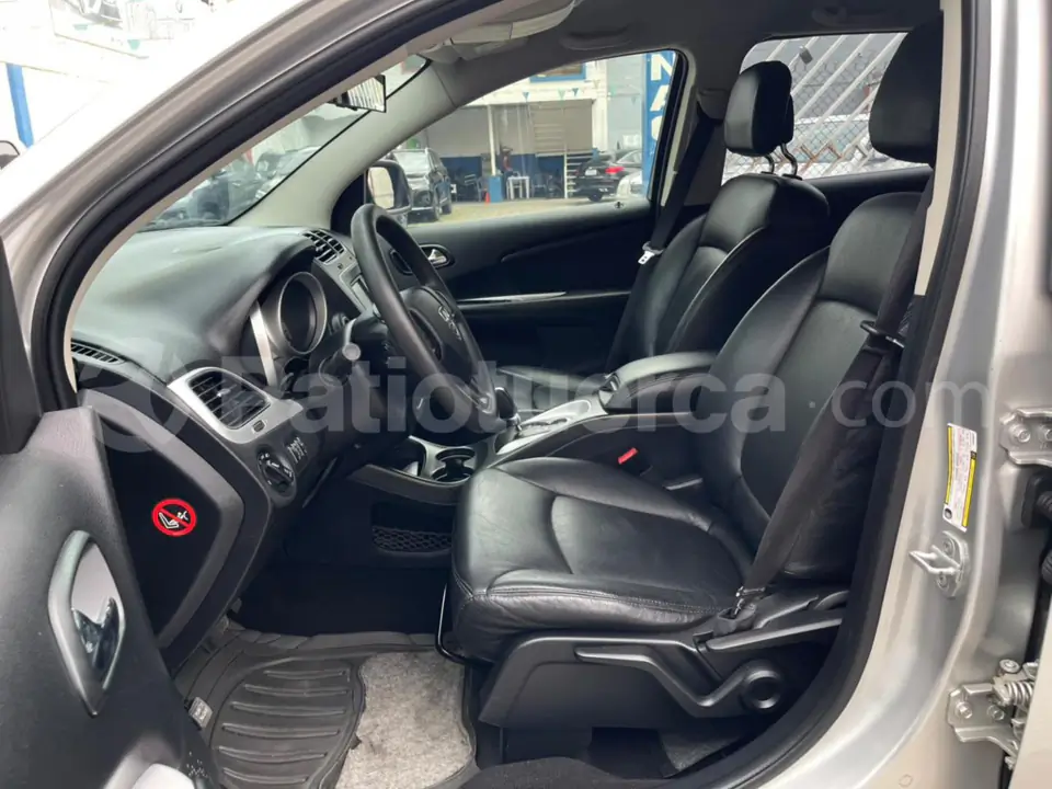 Foto 11 de Dodge Journey SE