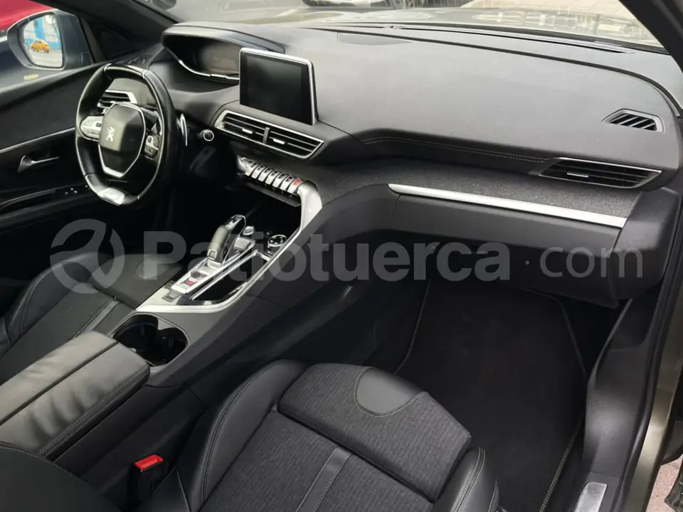 Foto 12 de Peugeot 5008N ALL.
