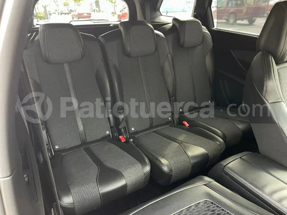 Foto 13 de Peugeot 5008N ALL.