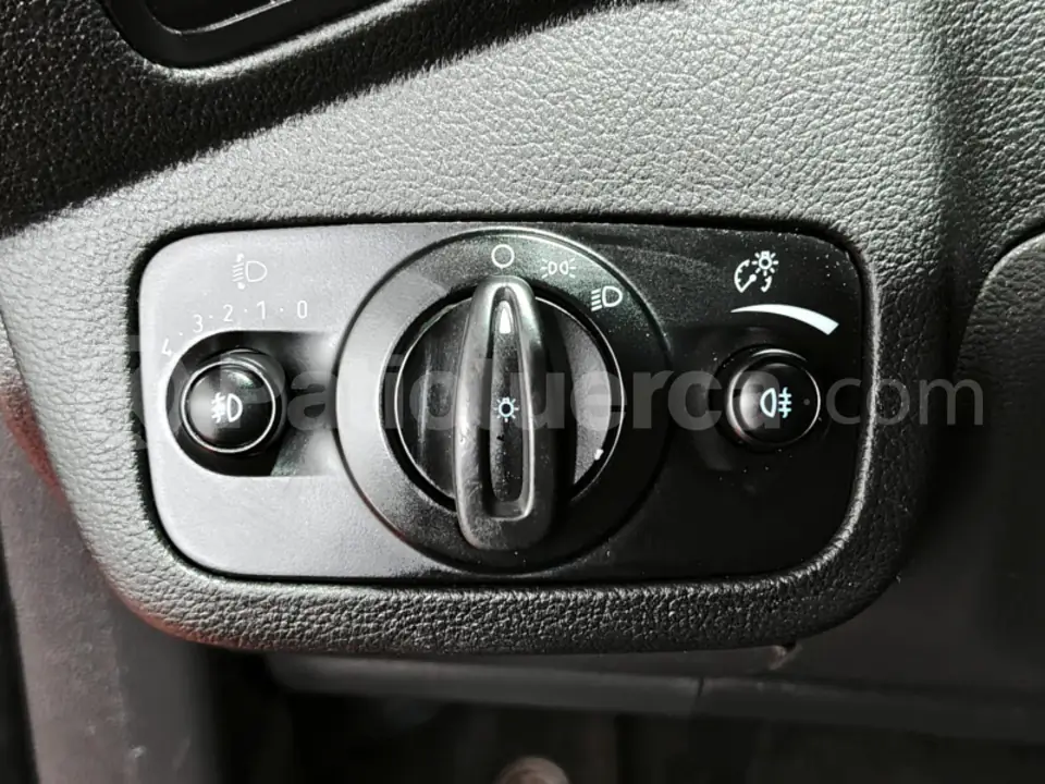 Foto 13 de Ford Escape S