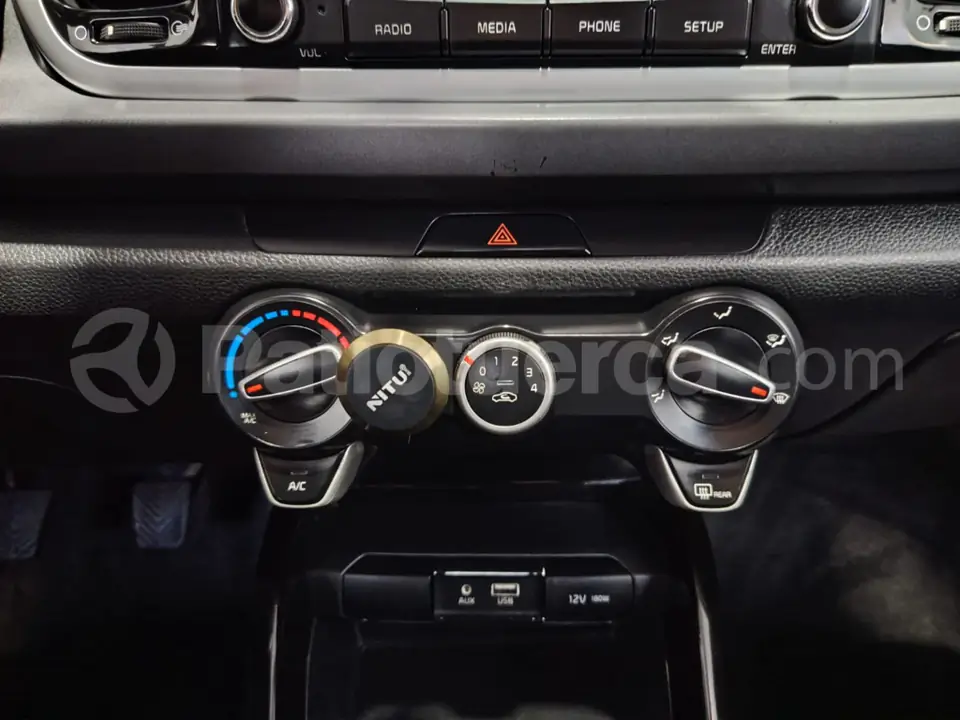 Foto 17 de Kia RIO EX