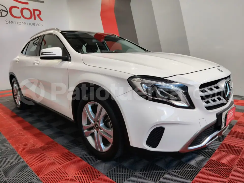 Foto 18 de Mercedes Benz GLA 180