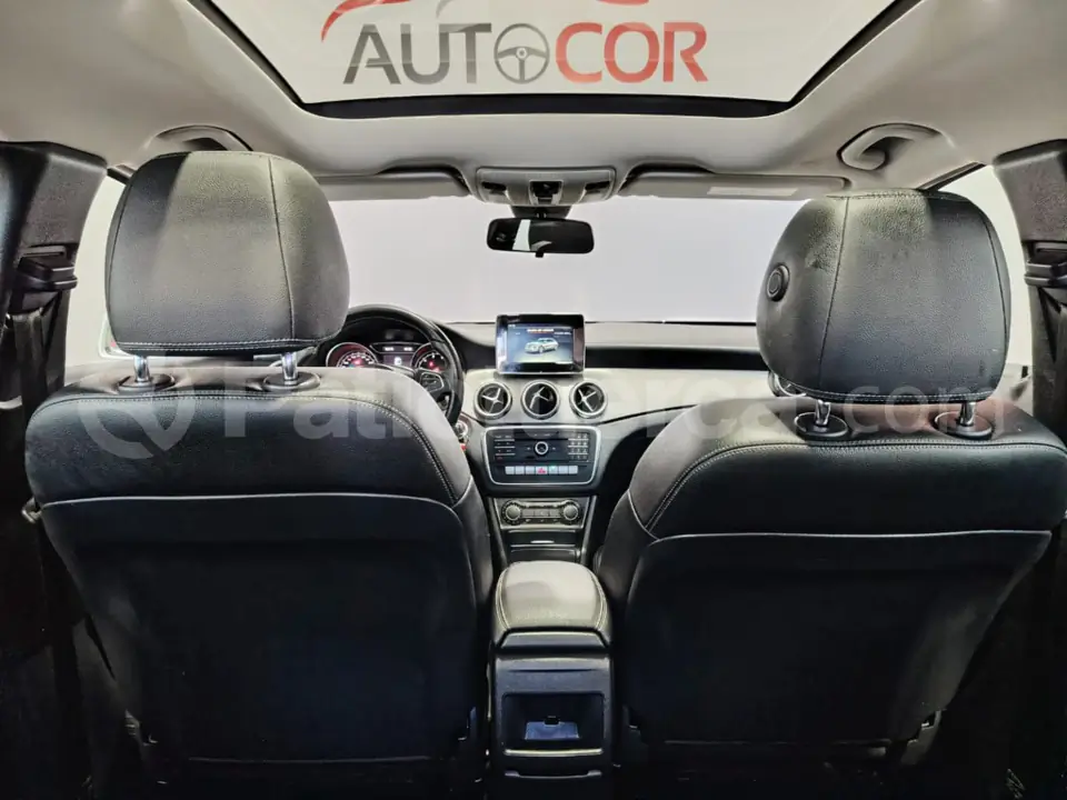 Foto 19 de Mercedes Benz GLA 180