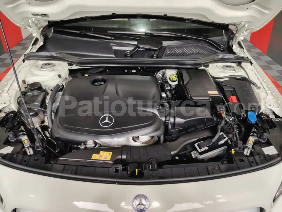 Foto 3 de Mercedes Benz GLA 250 AMG