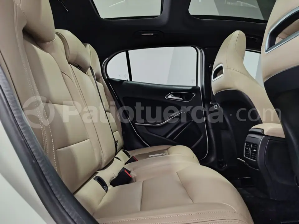 Foto 24 de Mercedes Benz GLA 250 AMG