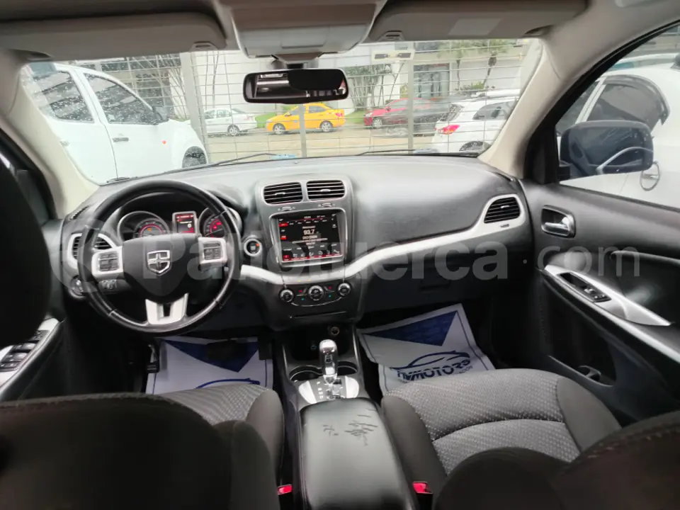 Foto 4 de Dodge Journey SE