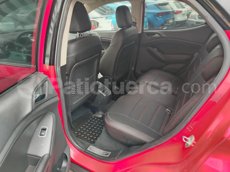 Foto 3 de BYD Yuan GLX LF